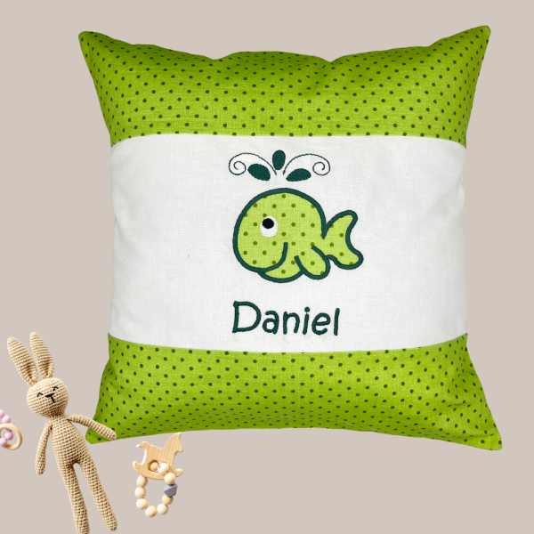 Kissenhülle 35x35cm groß mit dem Namen Daniel und Wal-Applikation bestickt - Sofortkauf